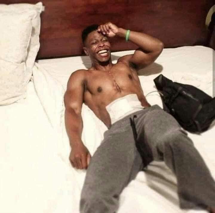 dammiedammie35's tweet photo. Meet 28 year old Andrew Jones, the man lives his life with an artificial heart in his bag 💪 https://t.co/Fn6BdzhYtG