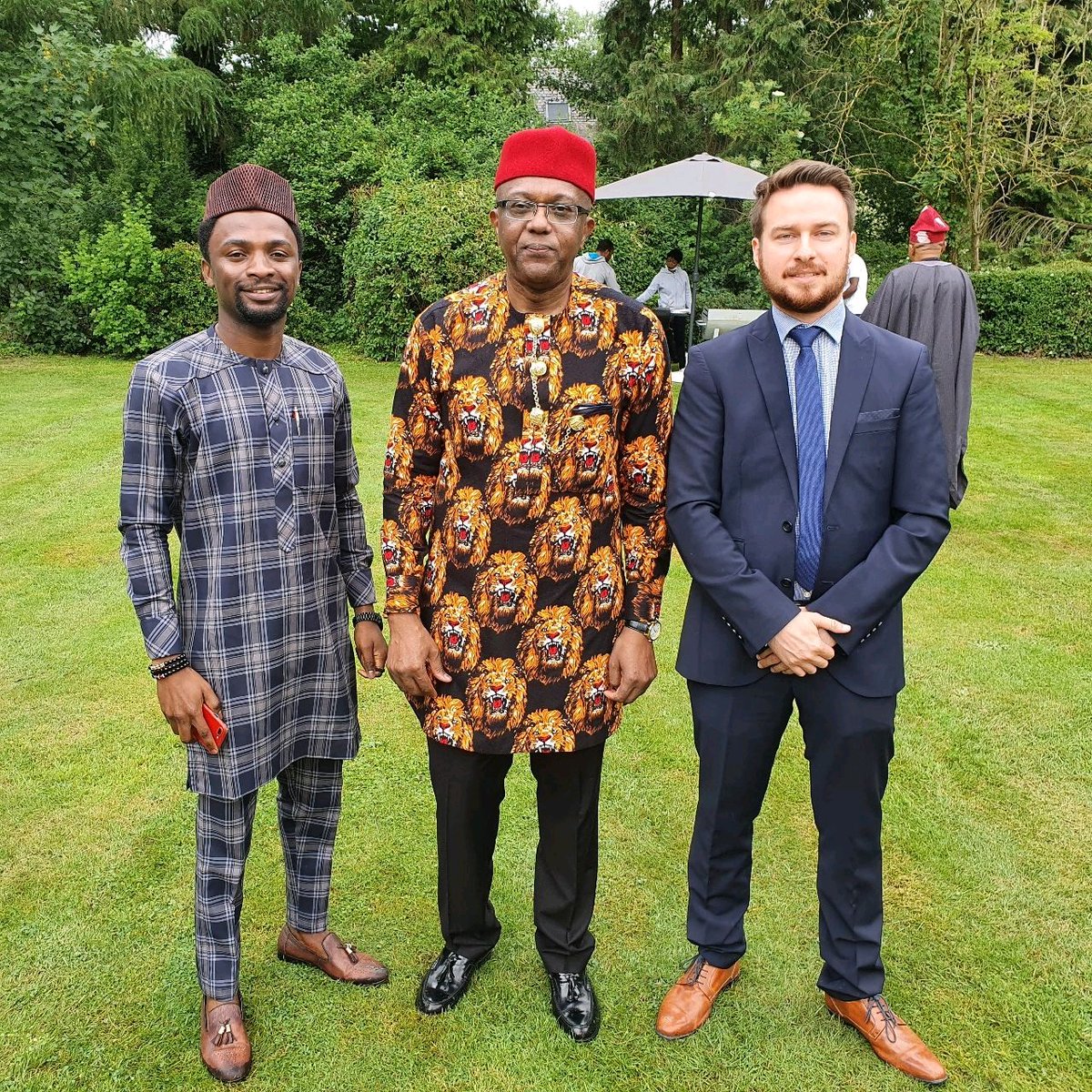 A-Law #Nigeria 🇳🇬 Desk together with the Ambassador of Nigeria in #Brussels, #Belgium 🇧🇪.

On 22nd June '21 A-Law was invited for an reception at the Ambassador's residence.

A-LAW NIGERIA DESK ⤵️
a-law.eu/en/taxonomy/te…

#ALaw #LawFirm #Lawyers #Trade #Investement #Legal