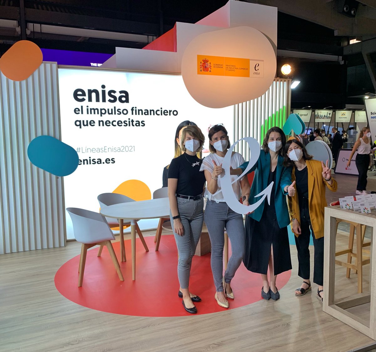 enisa (@enisa) on Twitter photo #4YFN21 Primeras visitas en el stand de Enisa... ¡super equipo <a href="/ene_gob/">ene_gob</a>! <a href="/CaroRguez/">Carolina</a> <a href="/pikatoust/">Maria G. Picatoste</a> & <a href="/SussSerran/">Susana Serrán</a> con nuestra compañera <a href="/meia30/">Mireia Solà 🎧</a> #equipoEnisa
<a href="/4YFN_MWC/">4YFN</a> Hall 2 E21 🚀 #4YFN21 Primeras visitas en el stand de Enisa... ¡super equipo <a href="/ene_gob/">ene_gob</a>! <a href="/CaroRguez/">Carolina</a> <a href="/pikatoust/">Maria G. Picatoste</a> & <a href="/SussSerran/">Susana Serrán</a> con nuestra compañera <a href="/meia30/">Mireia Solà 🎧</a> #equipoEnisa
<a href="/4YFN_MWC/">4YFN</a> Hall 2 E21 🚀