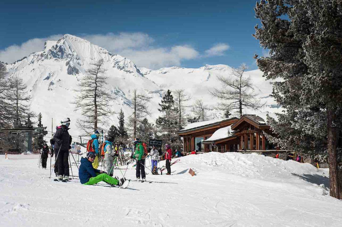 ILoveSki_org's tweet photo. ⏱️C'est le moment d'en profiter...
Achetez dès maintenant vos forfaits de ski ⛷️pour la saison prochaine à @VAL_CENIS, et profitez d'une remise allant jusqu’à 60%. 
Réservez et économisez ! 
❄️+⛷️=😍
👉https://t.co/fdrhR5Nli6 https://t.co/9GS6d77qzW