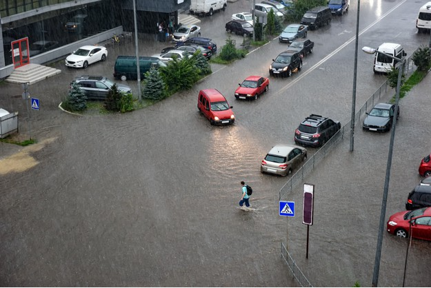 global_factor's tweet photo. Más de 2,7 millones de españoles viven en zonas inundables: https://t.co/EhyA0Yrjil

#CambioClimático #EmergenciaClimática #ODS11 #OSD13 https://t.co/qrX779IQYy