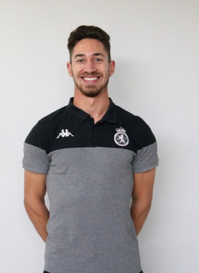 Buenos días!!!

La semana comienza con el 🎂 cumpleaños 🎂 de ALBERTO RÍOS FERNÁNDEZ, que es el coordinador jefe de los PF que hacen que nuestros chicos anden como motos 🏍️ toda la temporada ⚽

Felicidades Albeeer!! ☺️ 🎉 💪