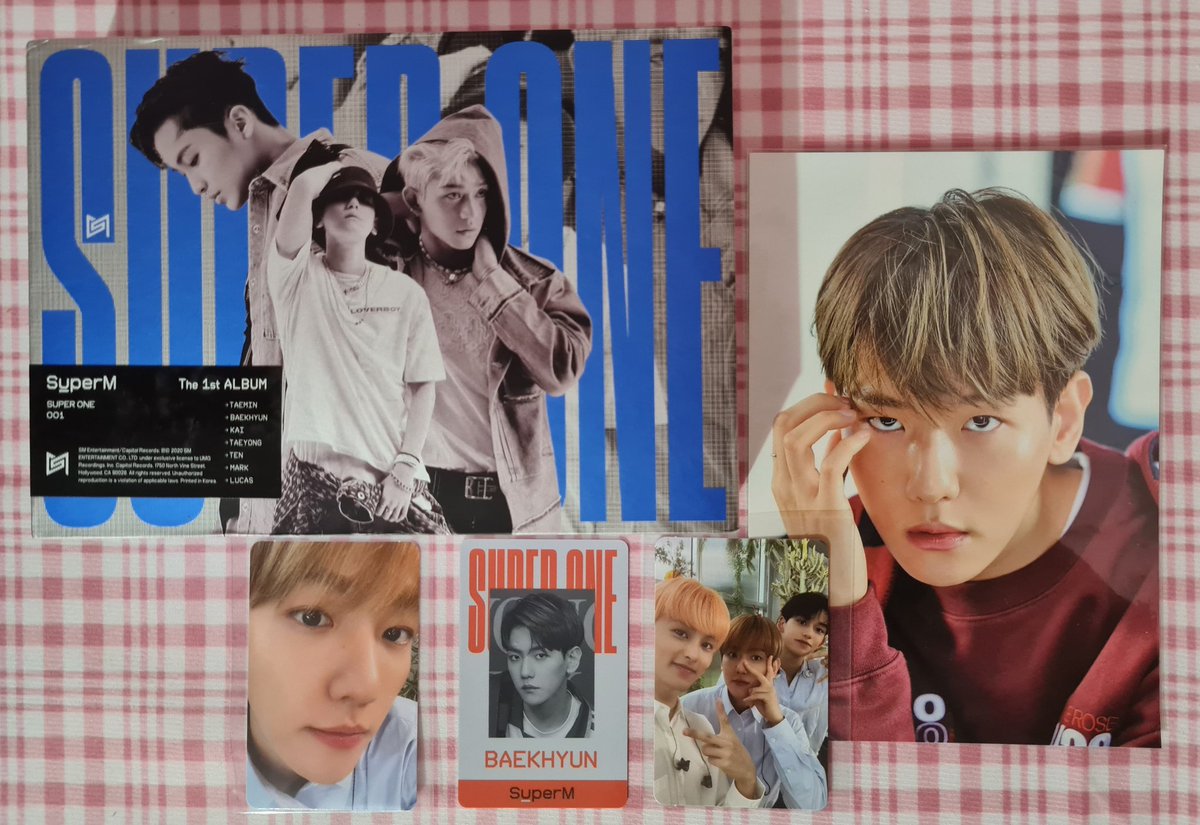 ꒰ wts lfb | pls help rt! ꒱ super one us album set 1,200 PHP — unsealed but complete inclusions — onhand & ready to ship — will give lots of freebies dop: payo mop: gcash mod: ggx or shapi c/o 🏷 want to sell superm baekhyun set photocare id card postcard ph