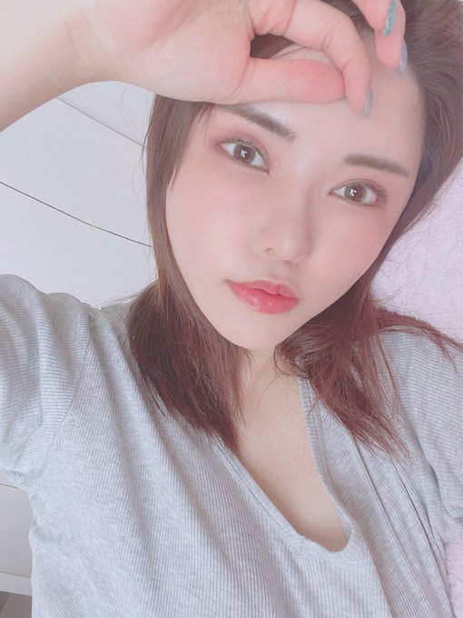 my NFT work stream is going well hope it will reach to you soon!!

ワンデー変えてみた！
Revia のLuster Gem.
透明感出る✨
