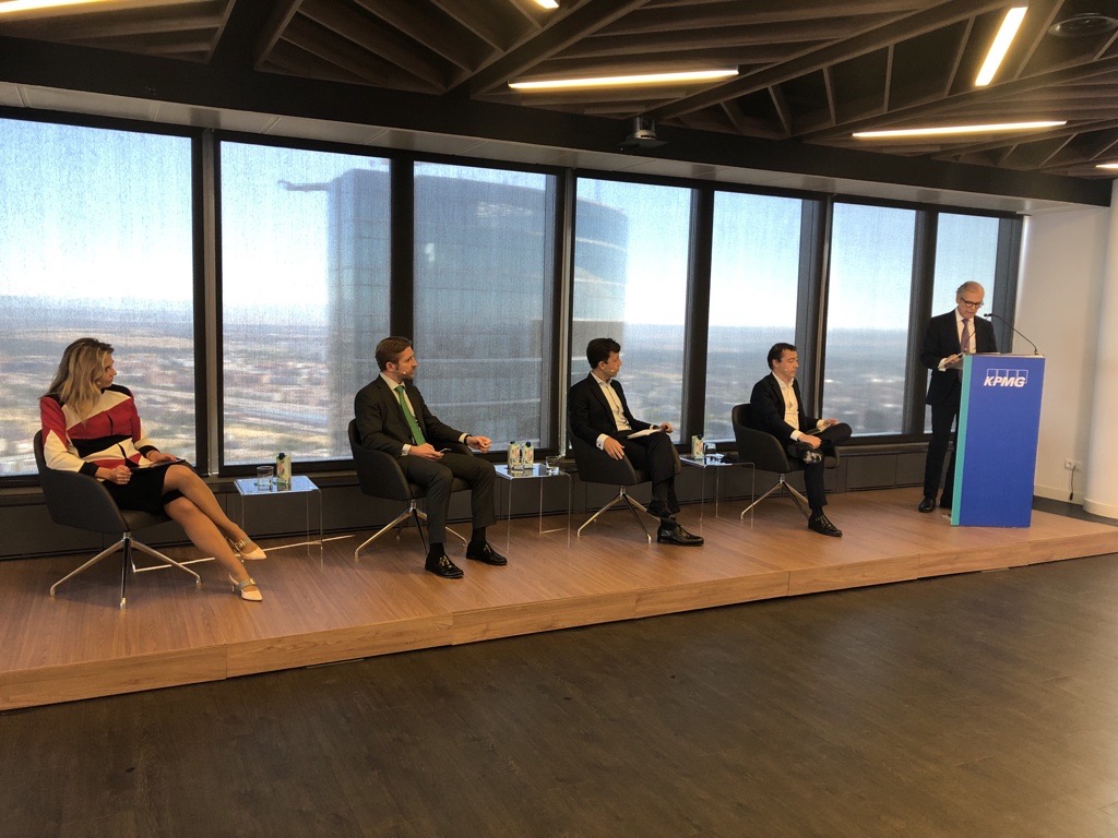 🔴 Evento 'Desafíos de la digitalización en el sector de Asset Management', en el que abordamos cómo se lleva a cabo esta transición desde una doble visión de industria y de proveedor de servicios y soluciones. Con @Blackrock, @arcanopartners , @Inversis y @StratioBD.