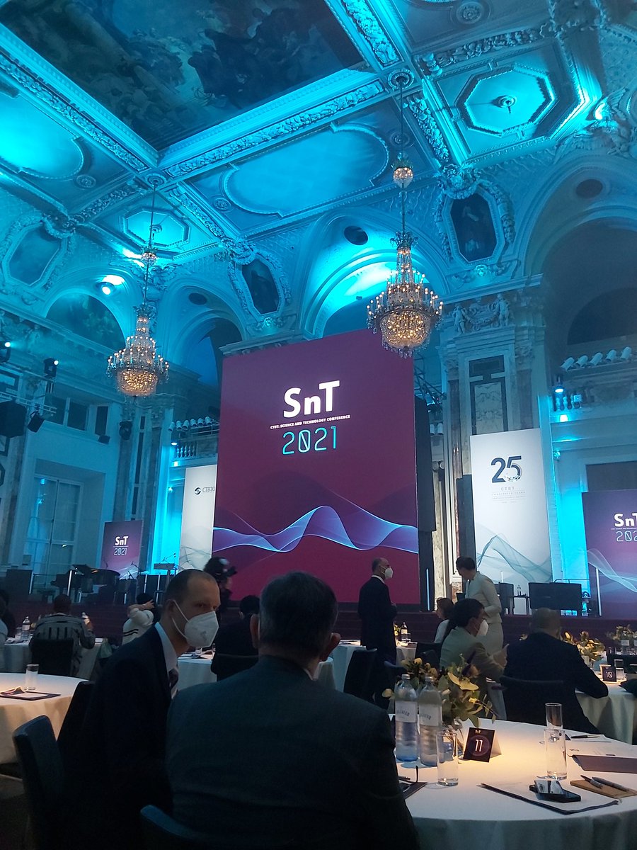 FranceONUVienne's tweet photo. Ouverture de Science & Technologie 2021
25 ans après l'ouverture à la signature du Traité, + de 300 stations permettent déjà de vérifier l'interdiction des essais
#SnT21 opening ceremony: 25 years after the CTBT opening to signature, 300+ stations already verify the test ban https://t.co/GHRdU661LK