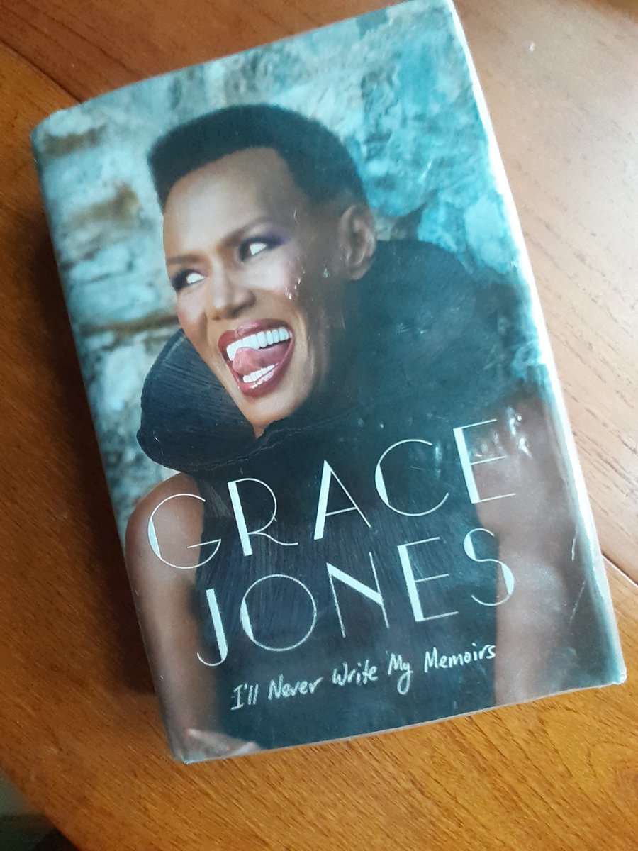 lmalyondraws's tweet photo. Just finished Grace Jones' autobiography "I'll Never Write My Memoirs" borrowed from a library @gracejones I'm so glad you did.Loved it.Honest & insightful about finding your place in the world @BristolLibForum @BristolLibrary #whybooksmatter #borrownotbuy #twitterbookclub https://t.co/rIG49Bqyif