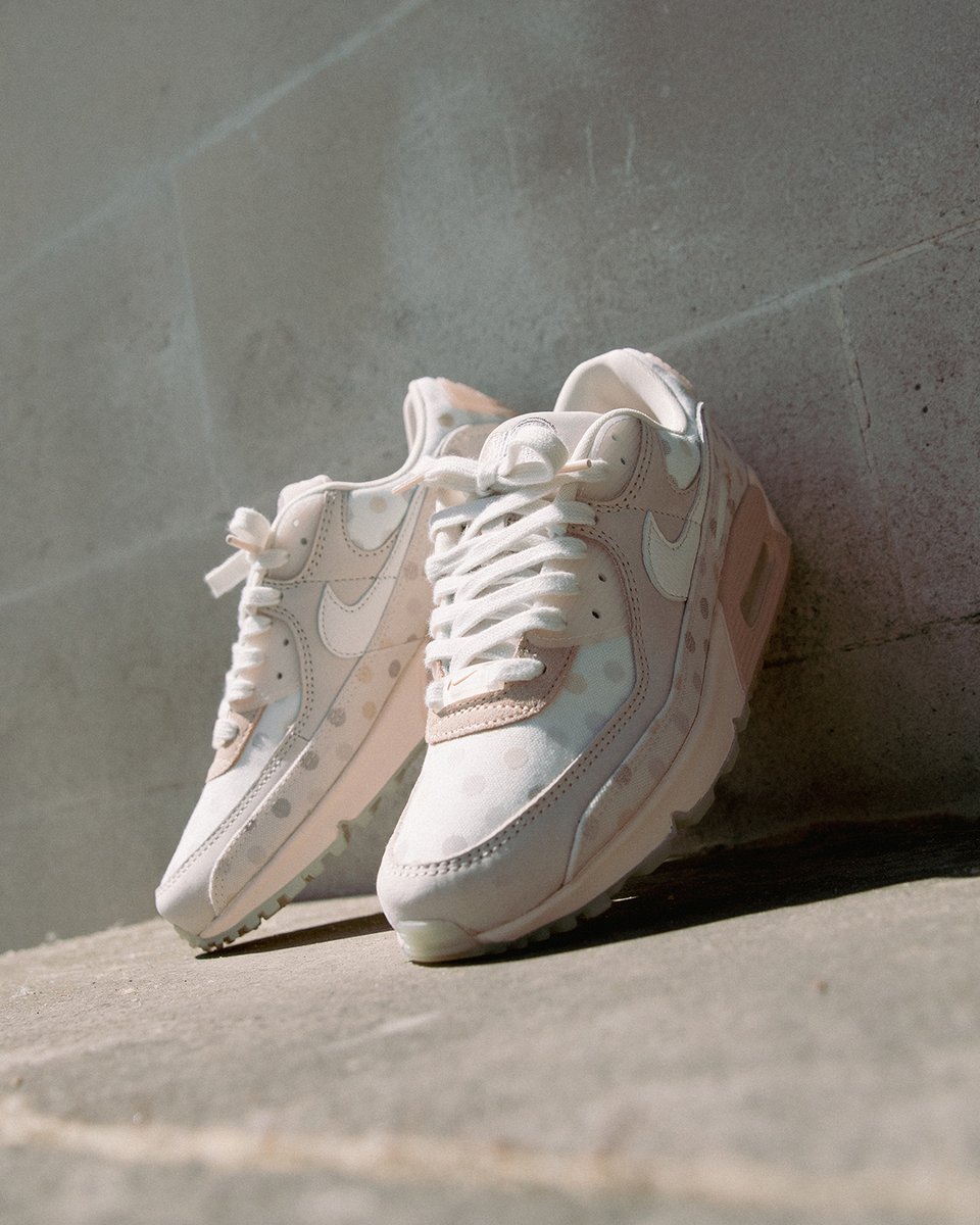 shimmer polka air max 90