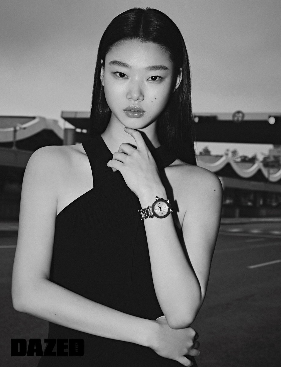 DazedKorea's tweet photo. TIME = HEART #협찬
시간은 사랑이야. 파샤 드 까르띠에 워치와 12시, 3시, 6시, 9시의 사람과 이야기.
#파샤드까르띠에 #까르띠에 #PashadeCartier #Cartier #MakeYourOwnPath #GenerationPasha
더 많은 화보와 기사는 <데이즈드> 7월호에서 만나볼 수 있습니다. https://t.co/cpXiSAyo9S