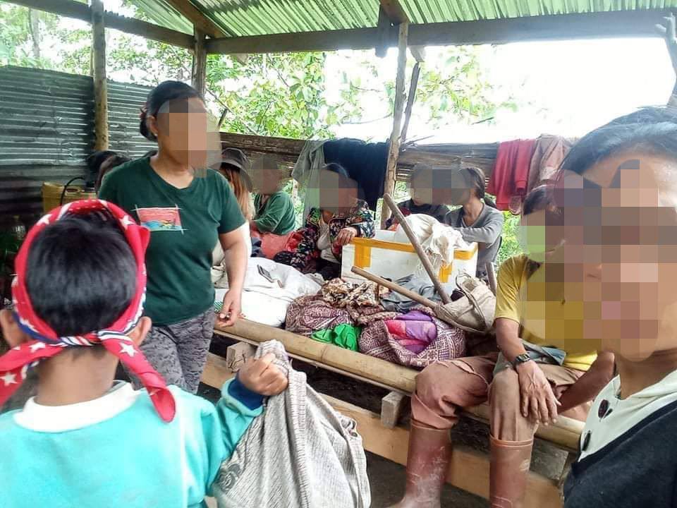 Aung76027969's tweet photo. More than 50 terrorists were stationed at a school in Locom Village, Falam Township, Chin State. People from 6 surrounding communities are fleeing into the woods as a result. #RecognizeNUG  #June28Coup #WhatsHappeningInMyanmar https://t.co/WnGBTXtk0X