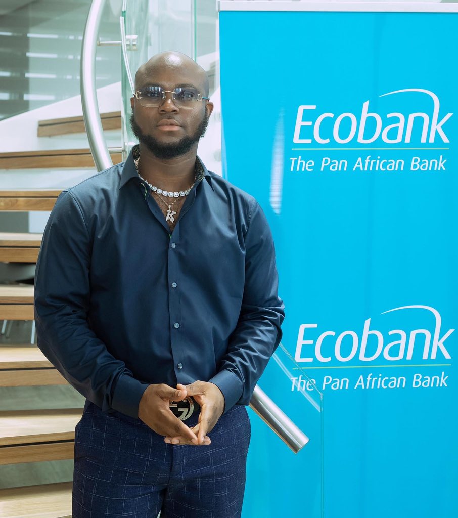 IamKingPromise's tweet photo. I’m excited to join the smart new world of Ecobank “. 5 Star life with Ecobank. follow @econbankghanaplc for lots of exciting offers . BIG VIBES! #EcobankSmartWorld #EcobankFridayGoodness
#EcobankMobile https://t.co/dEuievbSWC
