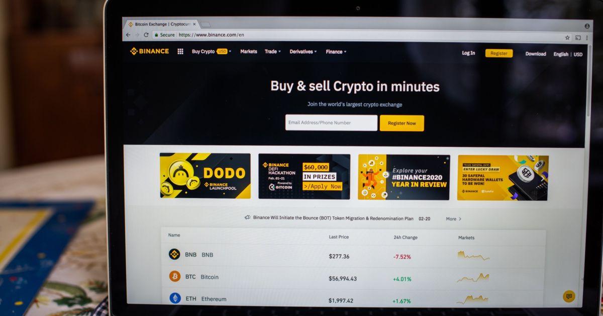 AJEnglish's tweet photo. UK financial regulator bans world’s largest crypto exchange https://t.co/OkdKbPAXMk https://t.co/OeegryQp7u