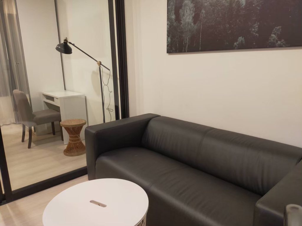 Atsiamproperty's tweet photo. #forrent #lifeasoke #asoke #สาธิตประสานมิตร #MRT #mrtเพชรบุรี #มศว #1bed #MRT #รถไฟฟ้าใต้ดิน #airportlink #asoke #singcomplex
Life ASOKE 
for rent Asoke ,Studio 29 Sqm , fully furnished 
Rental price 14,000 THB/m
📲Call 098 628 9646
Line : https://t.co/91sUeaSpfj
#atsiamproperty https://t.co/hud7tNXlQq