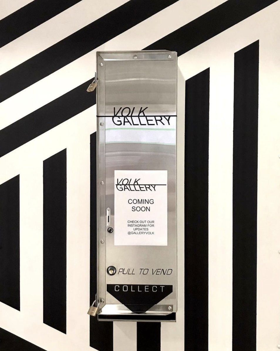 Creative_Dundee's tweet image. Dundee’s hottest new art venue Volk Gallery opens today, in a repurposed nappy vending machine in the Keiller Centre!

The venue might be small, but their ambitions are BIG! Each month artwork from a commissioned artist will be dispensed for £3 each 🪙

volkgallery.com