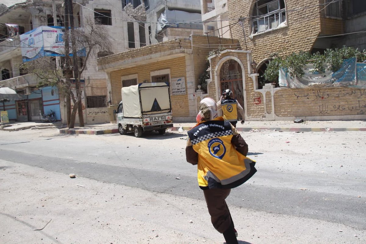 SyriaCivilDefe's tweet photo. تجدد القصف المدفعي على ريف إدلب الجنوبي ، حيث استهدفت قوات النظام الأحياء السكنية في مدينة أريحا اليوم 28حزيران، و الطريق الوصل بين بلدتي بليون وكنصفرة ومحيط بلدة البارة بقصف مماثل، فرقنا تفقدت الأماكن المستهدفة وتأكدت من عدم وجود إصابات
الخوذ_البيضاء https://t.co/mVW2ZWQRs7