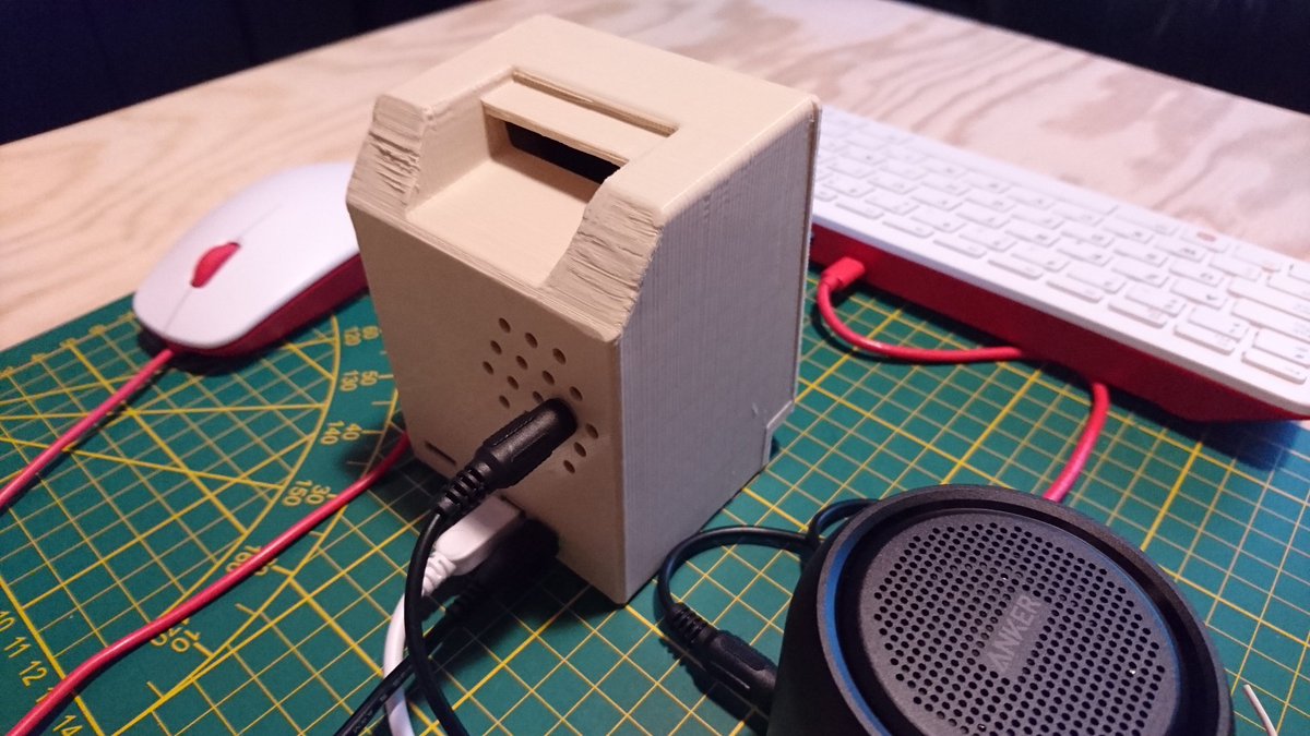 FunkyPiwy's tweet image. Completed @TheMagPi #issue106 TinyMac project with a fully working homemade soundcard, based on @adafruit "Audio for PiZero" article and it sounds juts great through headphones 🎧 and speakers 🔊 #MagPiMonday