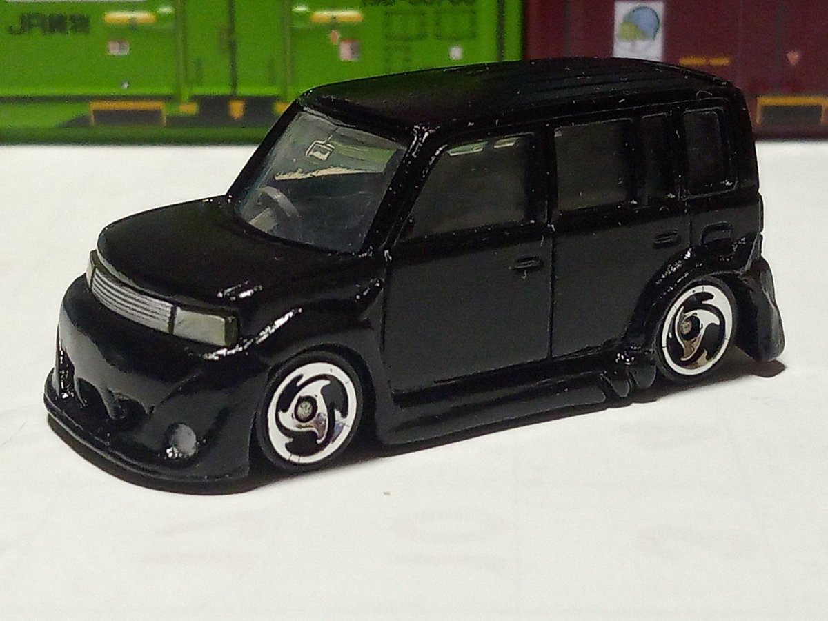 トミカ改造 最近完成した #トヨタbB ギャルソンブラックマフィア仕様