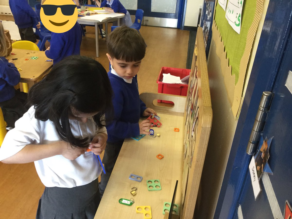 LOInfantS's tweet photo. Oh no, Evil Pea has locked our  Numicon together. Luckily the children found the total by counting all the circles and finding the right key. Nursery to the rescue! #supertato. #SueHendra #PaulLinnet #EvilPea #numicon #handsonlearning #EYFS #Maths #mathematics #superhero https://t.co/aNfn4FdyNO