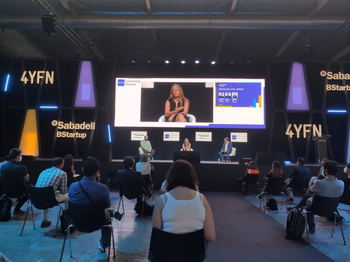 IamQuadrature's tweet photo. @napptilus @enricasun @oisinlunny @JoanRomeroC @valerievh001 #techtransfer, one of the main challenges of #startup ecosystem in Catalonia @valerievh001 business - academic cooperation,  key factor. #co-creation @napptilus @4YFN_MWC https://t.co/V4q2nuev5n