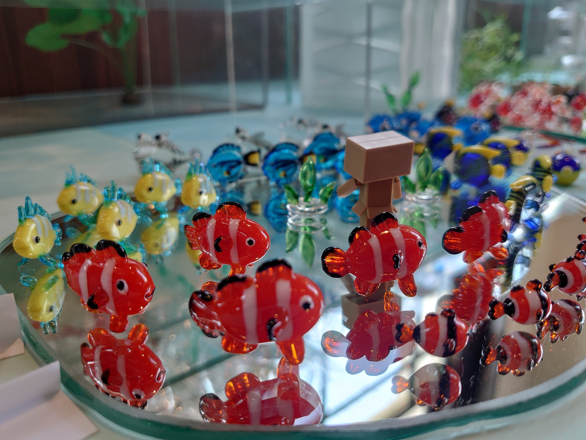 そうだ黒壁ガラス館へ行こう 水族館行きたいなぁ 黒壁 長浜 ガラス ガラス細工 ダンボー T Co Dn0itnqvbs Twitter