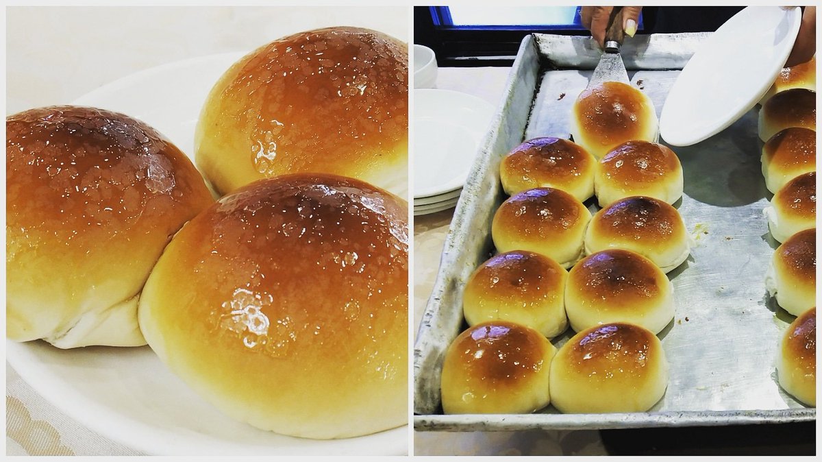 frankhkguide's tweet photo. Diners 😋 can choose fresh dim sum, like baked 🔥 #barbecuepork 🐷 #bun🥖, at taipaidong (food stall) in local #restaurants 🥢🍴 in #hongkong 🇭🇰. You can enjoy the included local #dimsumlunch 🍽 during easy 👍 #hongkong #privatetour 🚘. Tour details👉https://t.co/nmKgxVddzY https://t.co/LOkkzShUd0