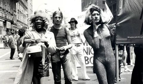 Hoy y cada día
este #Orgullo 
también se lee 

Monique Wittig, Jeanette Winterson, Melani Penna, Alana Portero, Virginia Woolf, Patricia Highsmith, Valeria Vegas, Julia Serano, Lys Duval...

#Genealogía y memoria

mujeresycialibreria.net