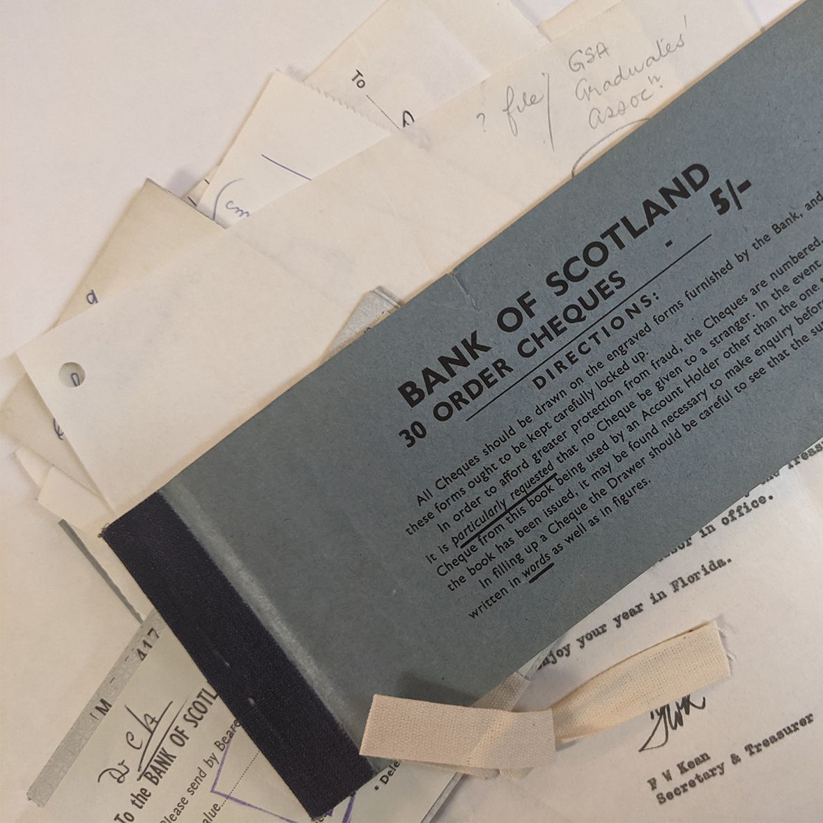 GSAArchives's tweet photo. Looking for some good images and found this rather retro cheque book from 1969! This sits amongst our "Records of the Glasgow School of Art Graduates Association" (DC 005) which was set up to help graduates continue to work and exhibit together after GSA #CollectionOfTheWeek https://t.co/7HcSdiKbDp