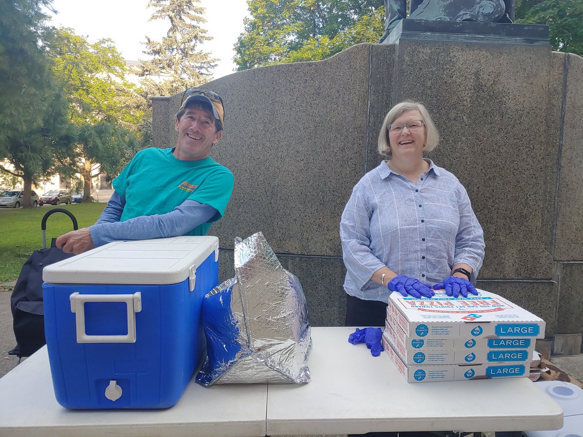 SS161821's tweet photo. So many wonderful volunteers! I hope each one of you know what an important role you have in the life of our friends!! https://t.co/eaC6eYxNfz