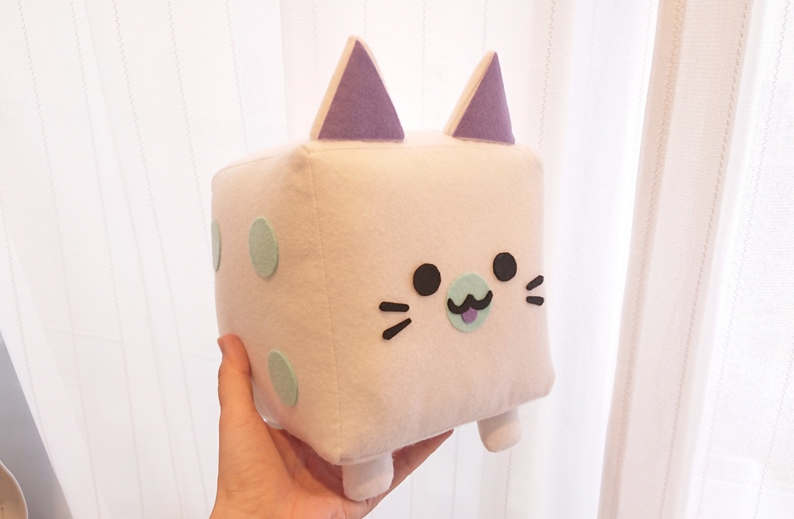 こはぜ 審眼のころにゃんぬいぐるみ作ってみた すごろくは全然やり込めてないけど ころにゃんかわいい T Co Kiybk634gt Twitter