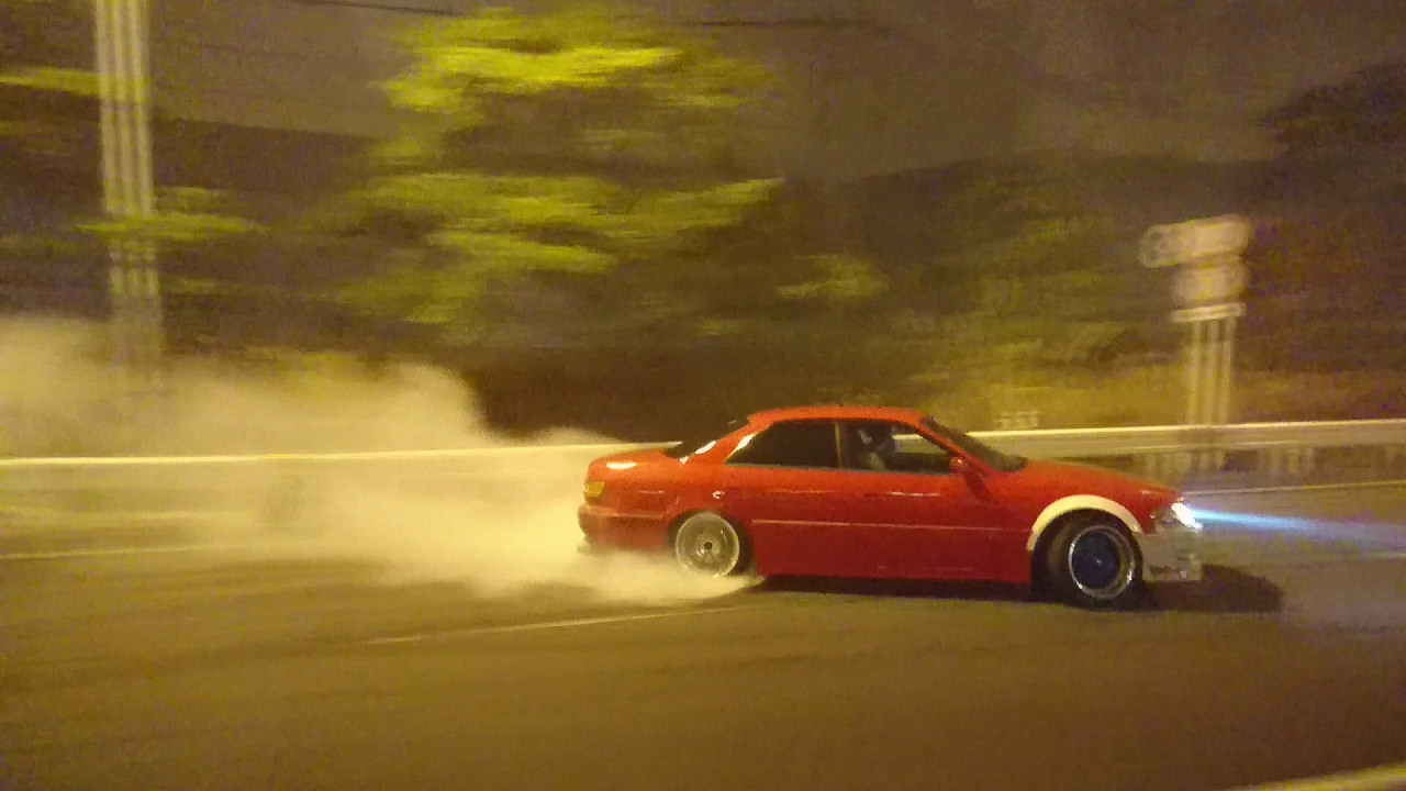 ひわいさん Jackorochan 僕はそこまで改造車に詳しくはないのですが 公認取ってきっちり魅力的な車作ってる人もいますし やっぱ やりたいことが法に触れる人 うまくやる んすけど 悪ぶりたいやつ 本当に厄介 なんすよね 首都高はサーキット の