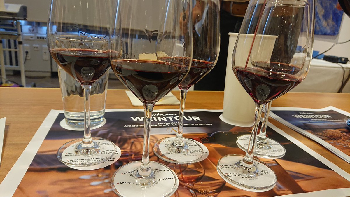 wagenera's tweet photo. #Amarone um 12.00.... Endlich mal wieder verkosten, live und in Farbe.... #Masterclass, #VINUM Weintour #vinummagazin @vinummagazin #profwag https://t.co/A4izE9i1bz