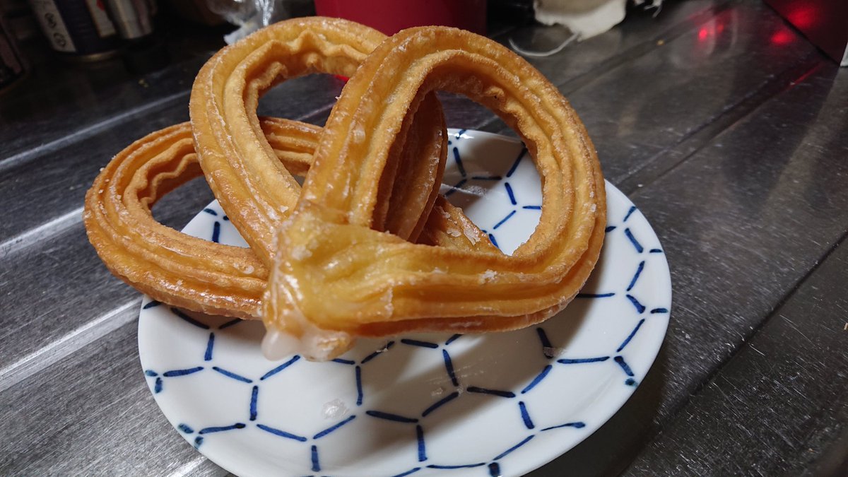 くろんげ ミスドのハニーチュロ大好き男 ミスドのハニーチュロが大好きすぎてミスドのハニーチュロを買い占めしてしまう 今さら戻せと言われてももう遅い ミスドはもっとハニーチュロを揚げろ