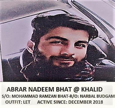 MuzaffarabadB's tweet photo. #Pakistani #terror group
#LeT Commander Nadeem Abrar arrested.
He was involved in several killings
Big success for us: IGP Kashmir Vijay Kumar
#TerrorFreeKashmir
#JammuAndKashmir
#Jammu #Pakistan
#Kashmir #terrorism
#ShameOnPakistan
#PakistanMustPay
@KashmirPolice @JmuKmrPolice https://t.co/wtVZH3h5UM