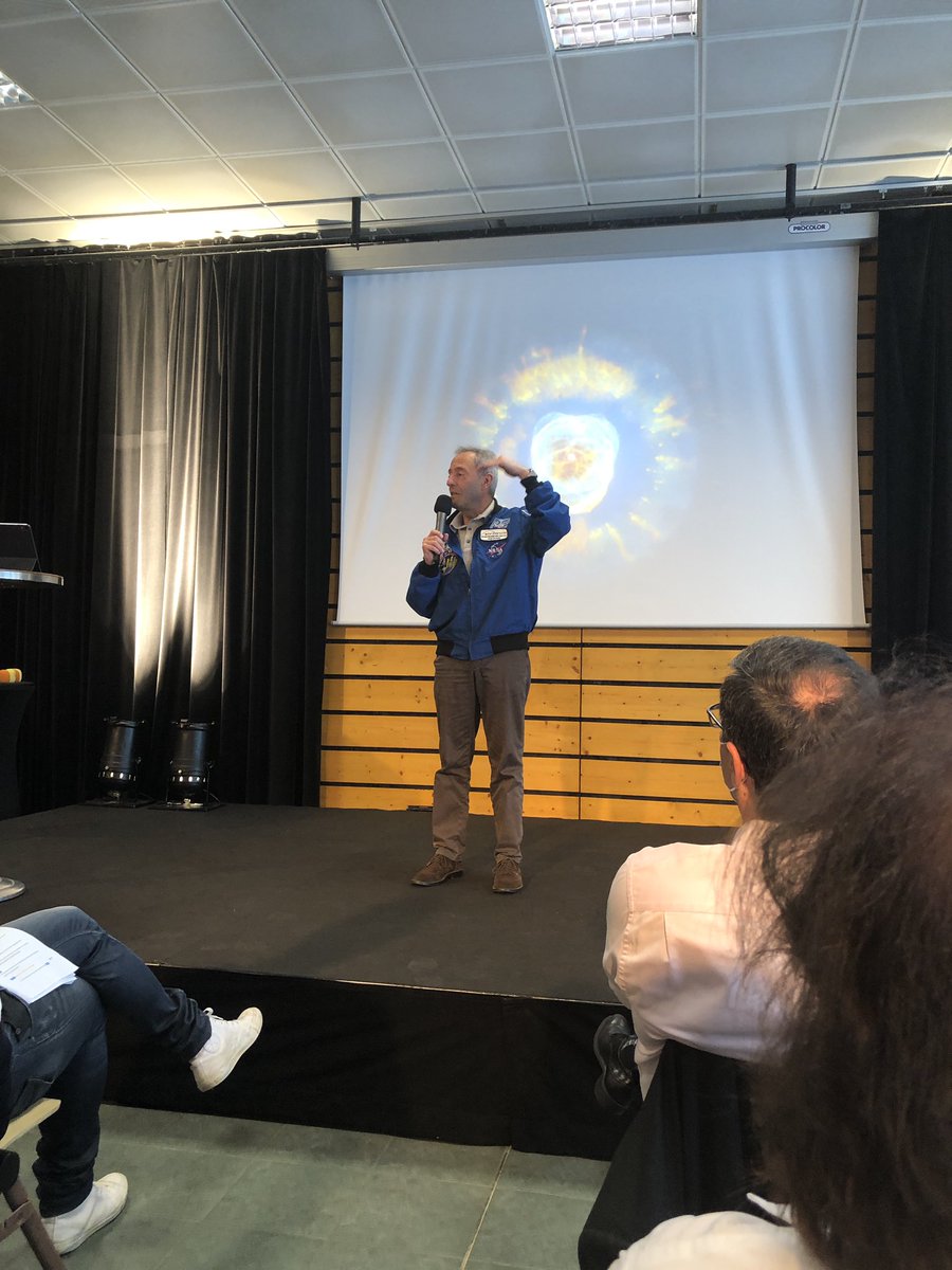 R1secure's tweet image. J’ai pu assister à une conférence de @astro_JFrancois aujourd’hui. Incroyable moment! 👏👏