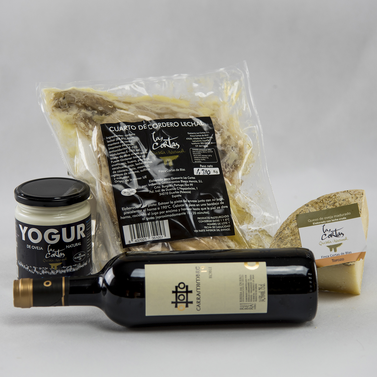 Tenemos la solución para esos días que no te apetece cocinar:

#MenúsLasCortas: #lechazoasado - #QuesoTorozo - #Yogur y opción vino #carramimbre 

Para 2, 4 o 6 comensales. ¡Te lo llevamos a casa! 
bit.ly/2U9Xu00

#QueseríaArtesanalLasCortas #AlimentosdeValladolid
