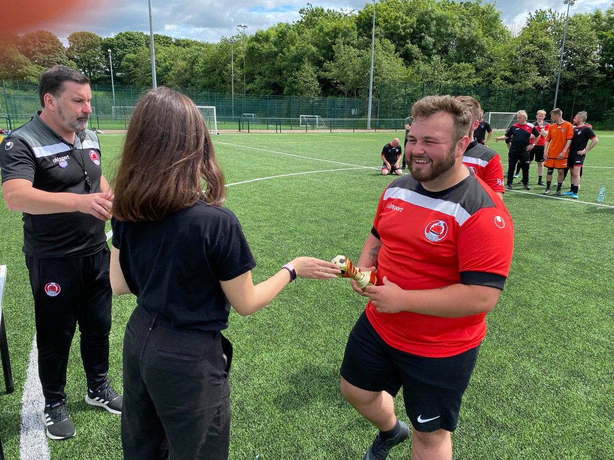 ClydeFoundation's tweet photo. Thank you to all our coaches for their efforts over the weekend.👏⚽️
@Co4ch_Ally @MrsJenniferGray @GracieRab @McgawRab @CoachingJoe https://t.co/vitPnm9JPQ