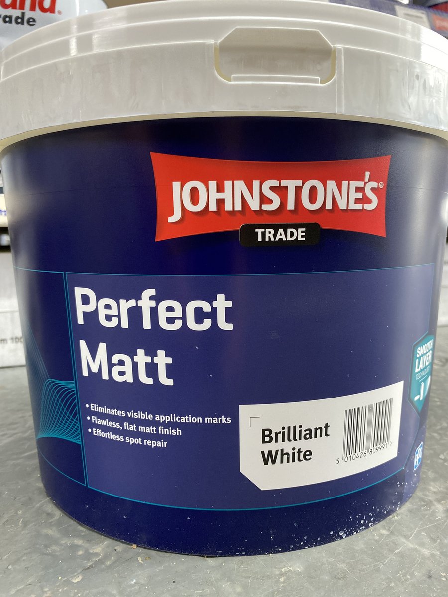 What do you guys think of Johnstones Perfect Matt?
.
.
.
We have seen the perfect Matt around and hadn’t really tried it! Today we tested it out and wow! It just dries so flat, no roller marks and the coverage is amazing!