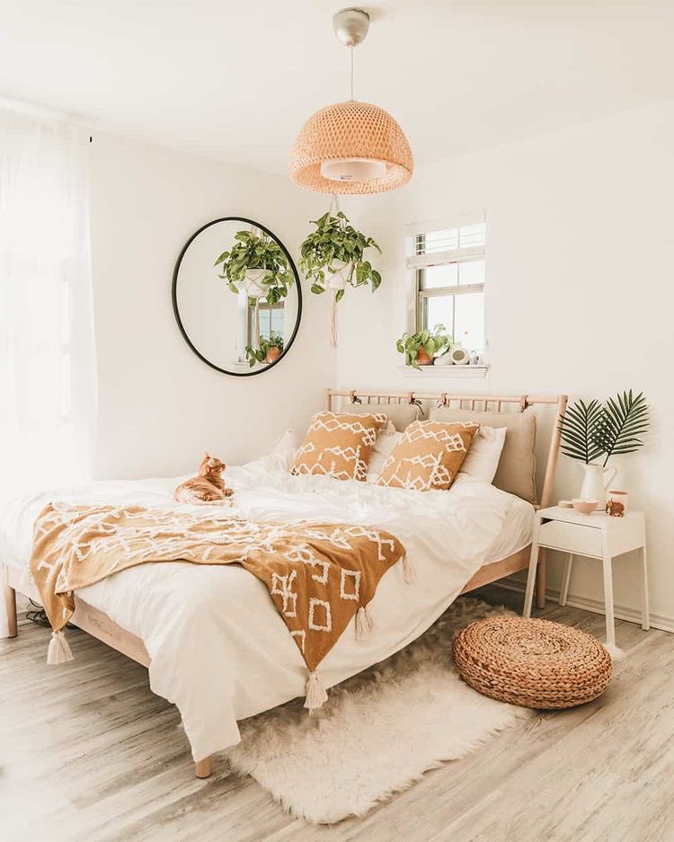 owlsblxck_'s tweet photo. Tips decoration bilik macam Pinterest dengan bajet below RM1000! https://t.co/YZBjCbPdMM