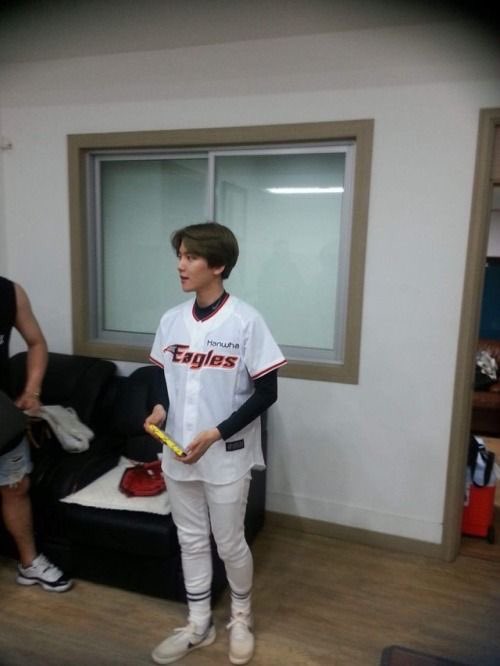 rarebbhpics's tweet photo. https://t.co/djOOM4XVww