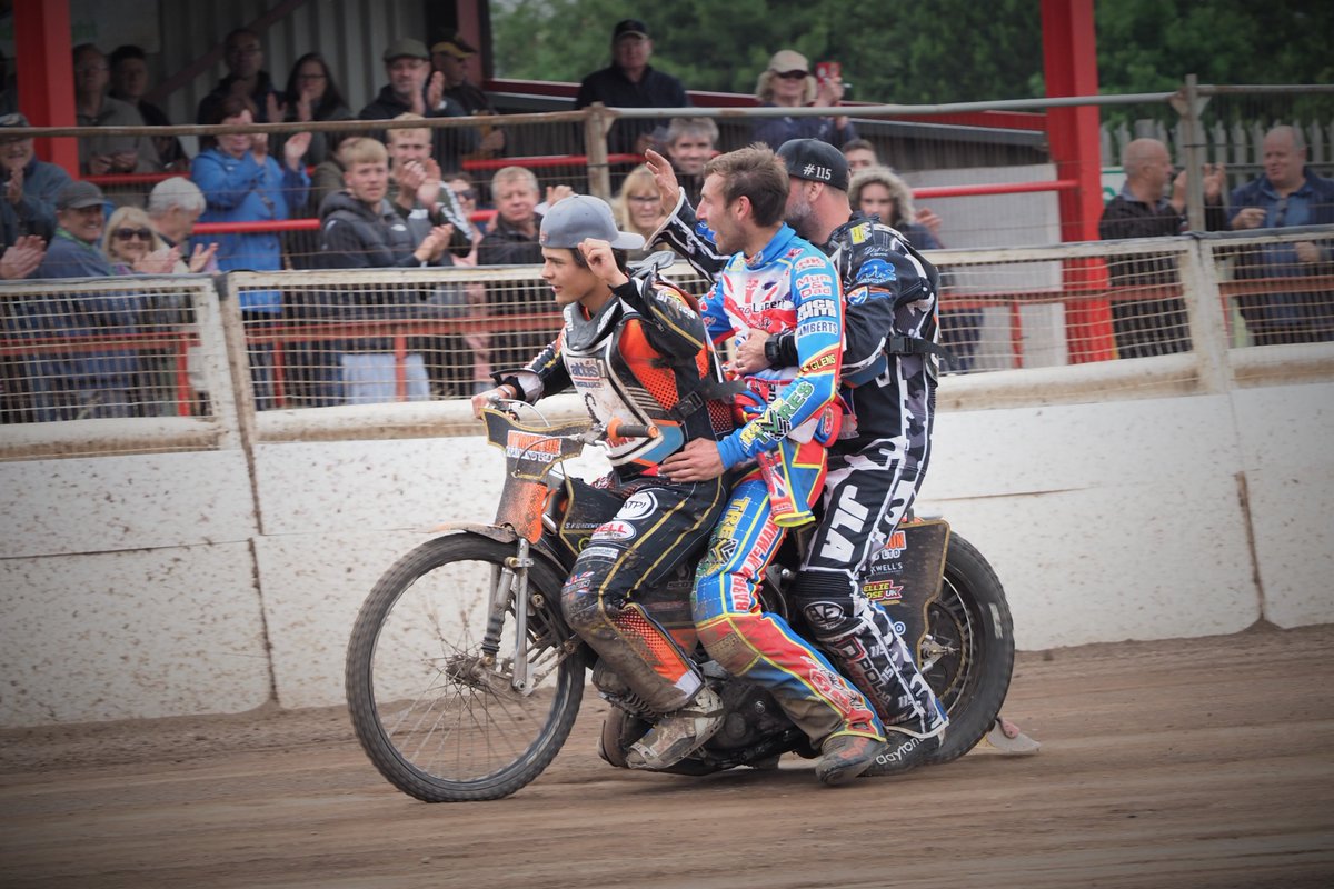 Attis Insurance Scunthorpe Scorpions were far from a one-man team in yesterday's big 54-36 victory over Edinburgh at the Eddie Wright Raceway, but here's that man Jordan Palin collecting 16+2. 

📷 <a href="/ian_rispin/">Ian Rispin</a>