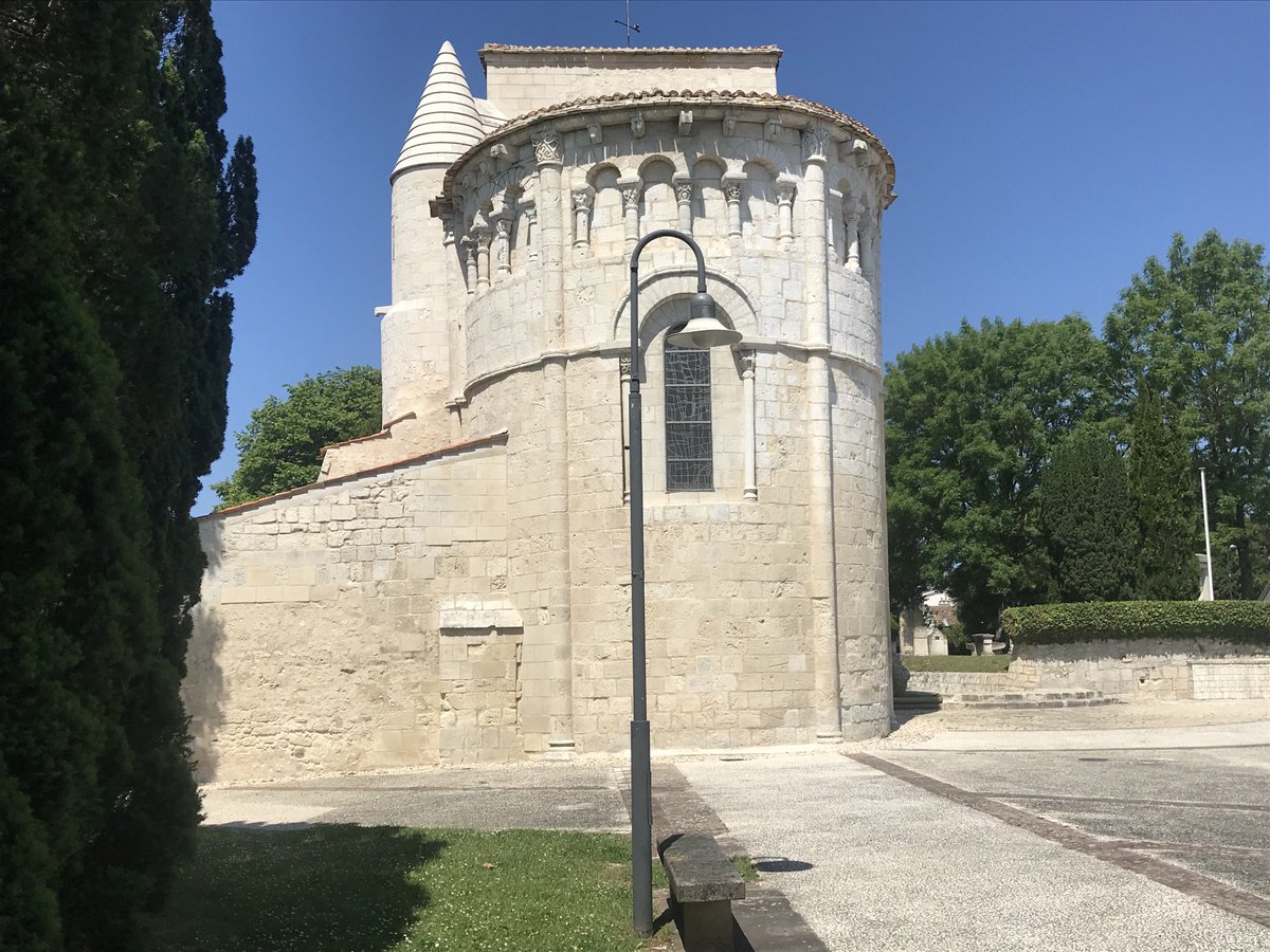 FredericCartaud's tweet photo. #VauxSurMer restauration très réussie de l’ #Eglise #SaintEtienne 👍A voir #CharenteMaritime https://t.co/uwRzHlFksf
