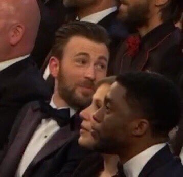 0contextcevans's tweet photo. chris evans once laughed at henry cavill https://t.co/QE9MEK9SAs
