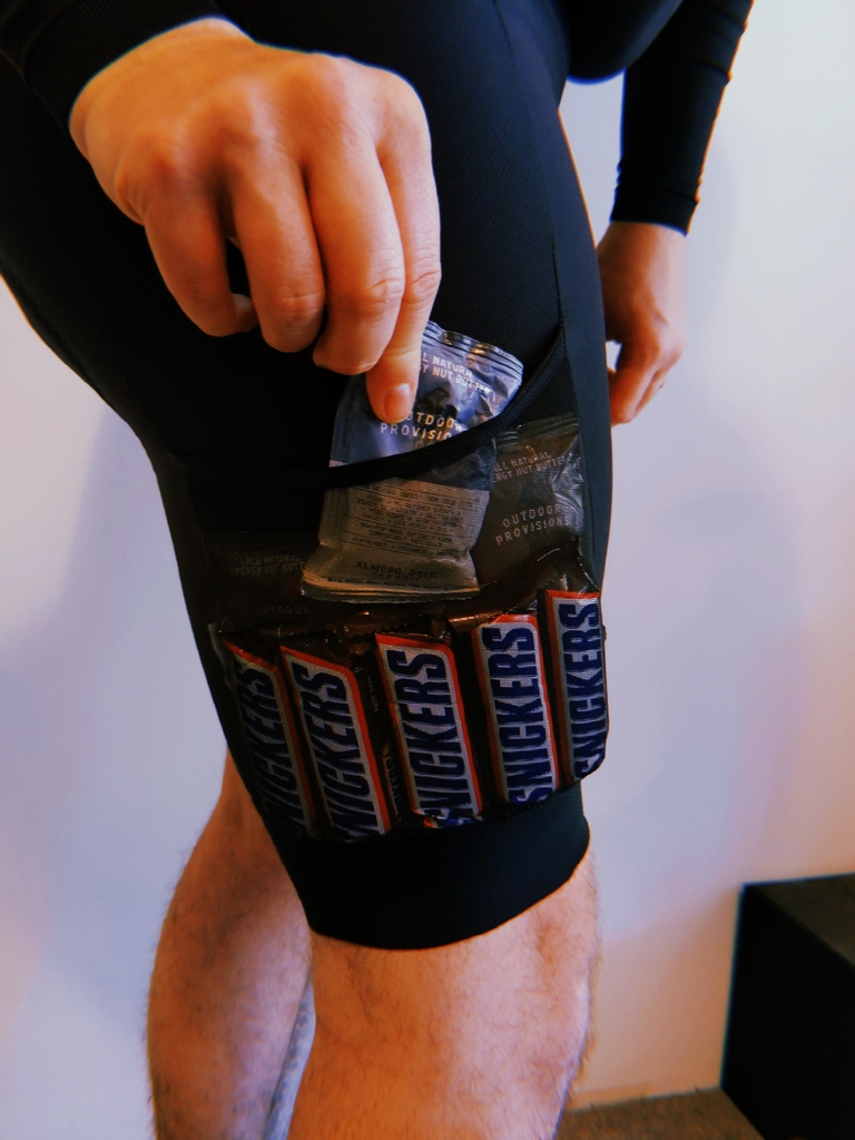 advntrcc's tweet image. Mega #snackpacking capability from the Santini gravel bib shorts, but how did they stack up in our cargo bib shorts group test?

Head on over to ADVNTR to find out!
advntr.cc/santini-gravel…