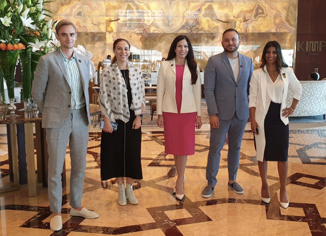 AnnFannyMolin's tweet image. Great meeting today connecting @uaeuexpo2020 @HackforEarth1 at @expo2020dubai 
Thank you @ConradDubai 
@caemanuelson #hackforearth