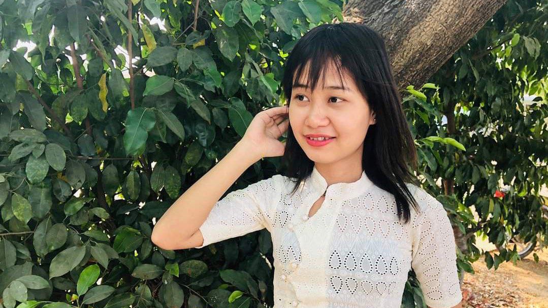 HLAING THAR YAR, Yangon:

Two families including young women -- MA WIN WIN MAR &amp; MA PYAE PYAE KHAING - in the photos, live near Pinglong market, were abducted by SAC Terrorists today at 3pm. 

#June16Coup #WhatsHappeningInMyanmar #MilkTeaAlliance