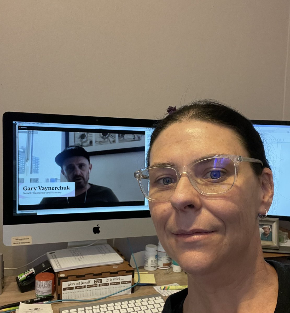 yourtrainermf's tweet image. I’m in a zoom room with Gary V!!! #WebCreators2021