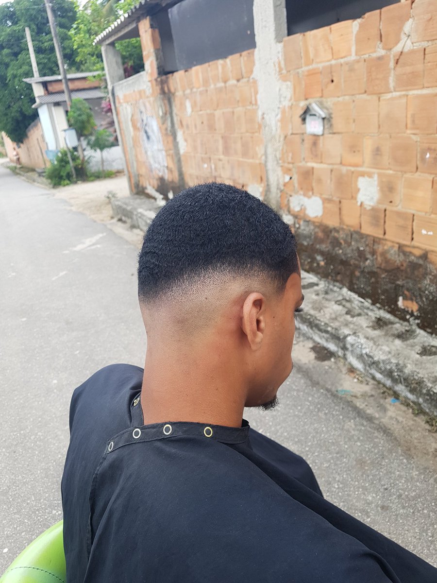 Aquele curtinho de respeito👏📏
.
.
.
.
.
.
.
.
.
<a href="/cortesnaregua24/">fael do corte📏</a> 
<a href="/corteretolandia/">🇸🇪 FAVELA NA RÉGUA 🇸🇪</a> 
<a href="/CortesDeFavela_/">CORTES DE FAVELA 📏💈</a> 
<a href="/diversos_cortes/">monark cortes rumble</a>