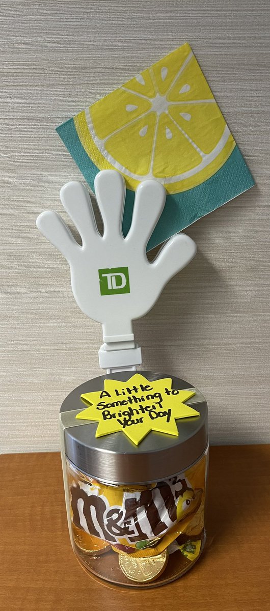 Happy EAW day#3 # Centre Street Branch 😍😋Thanks Kiersten <a href="/kierstensirian1/">Kiersten Sirianni</a> <a href="/MichelleMobarr2/">Michelle Mobarrez</a>