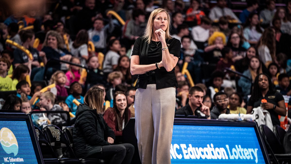 WakeWBB's tweet photo. "My family and I are extremely lucky to call Wake Forest home," - @WakeCoachJen
βοΈ βͺΌ https://t.co/O8XBKLSkrE https://t.co/qXwoYZzAac