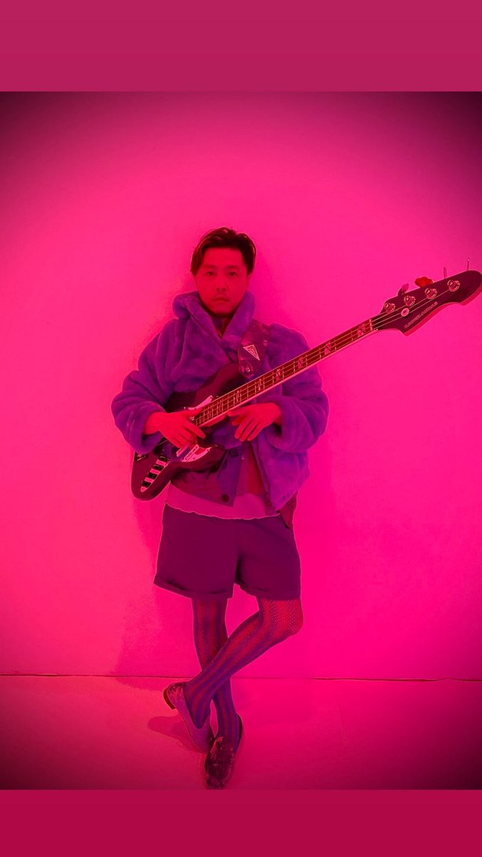 月 灯 り 剛さんインスタストーリー 装苑に掲載されてる頁のひとコマのよう 映画 銀魂 を鑑賞した時同様 足の細さ 綺麗さ 色気たるや 羨望の眼差し 笑 堂本剛 Endrecheri